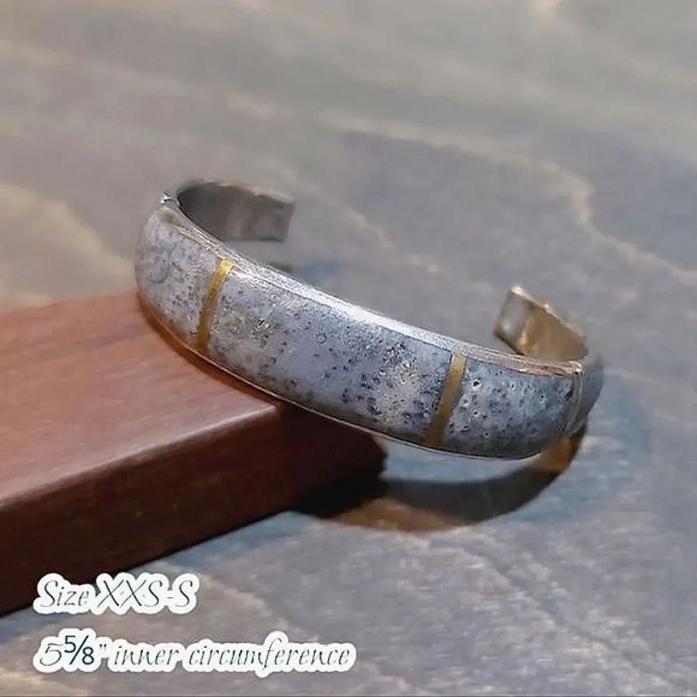 Vtg blue-grey faux stone inlay mixed metal cuff